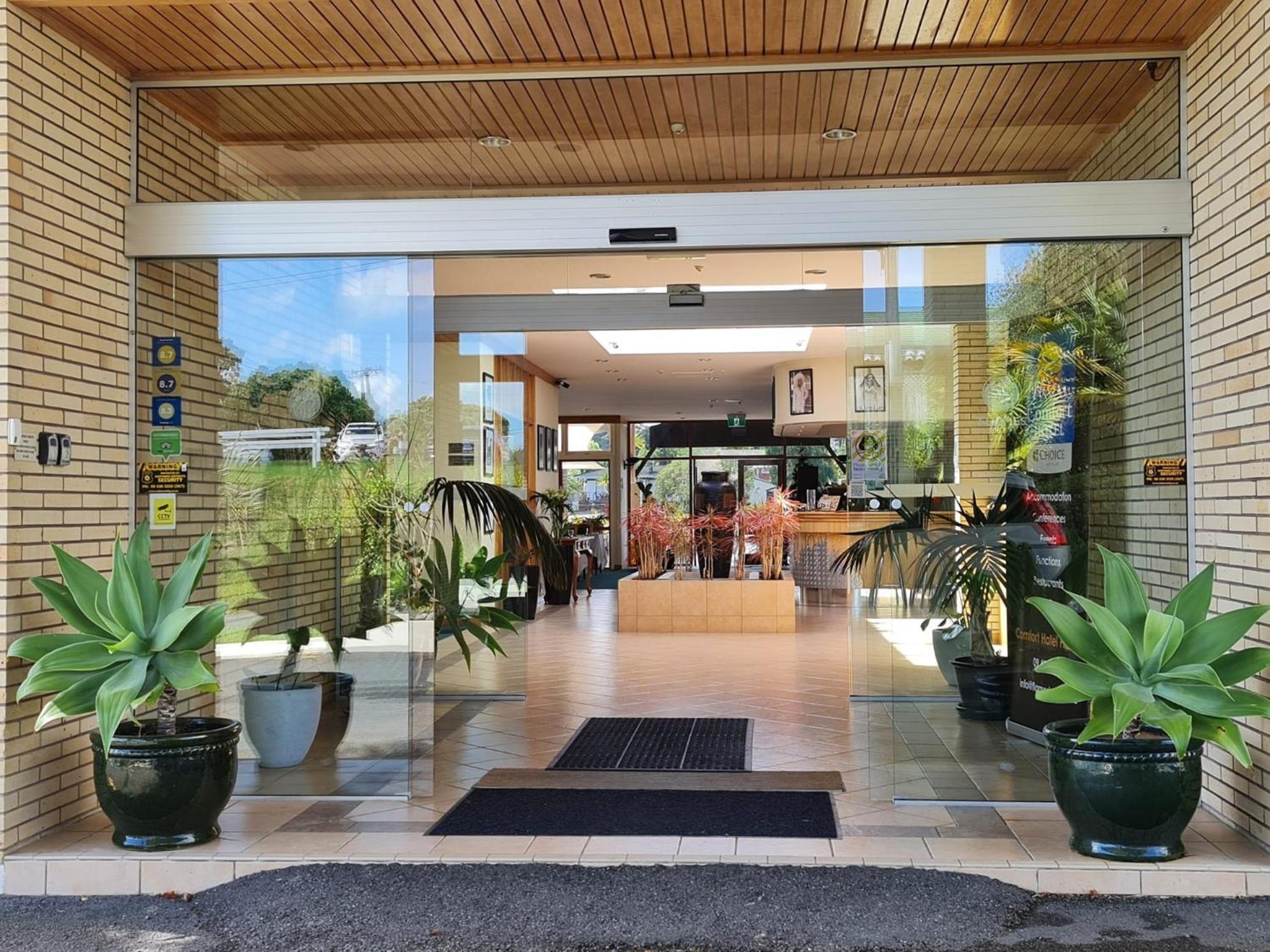 Comfort Hotel Flames Whangarei Exteriör bild