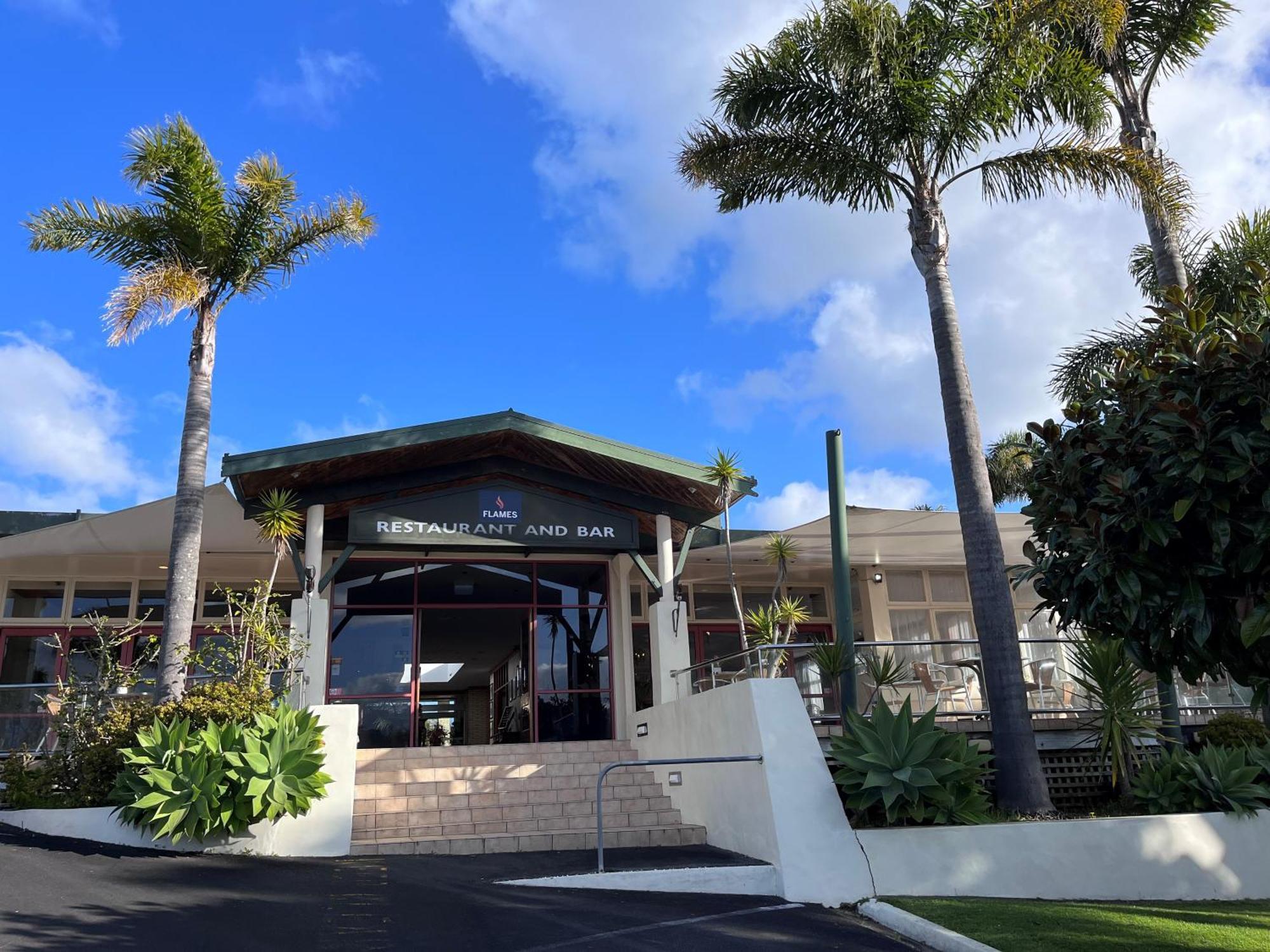 Comfort Hotel Flames Whangarei Exteriör bild